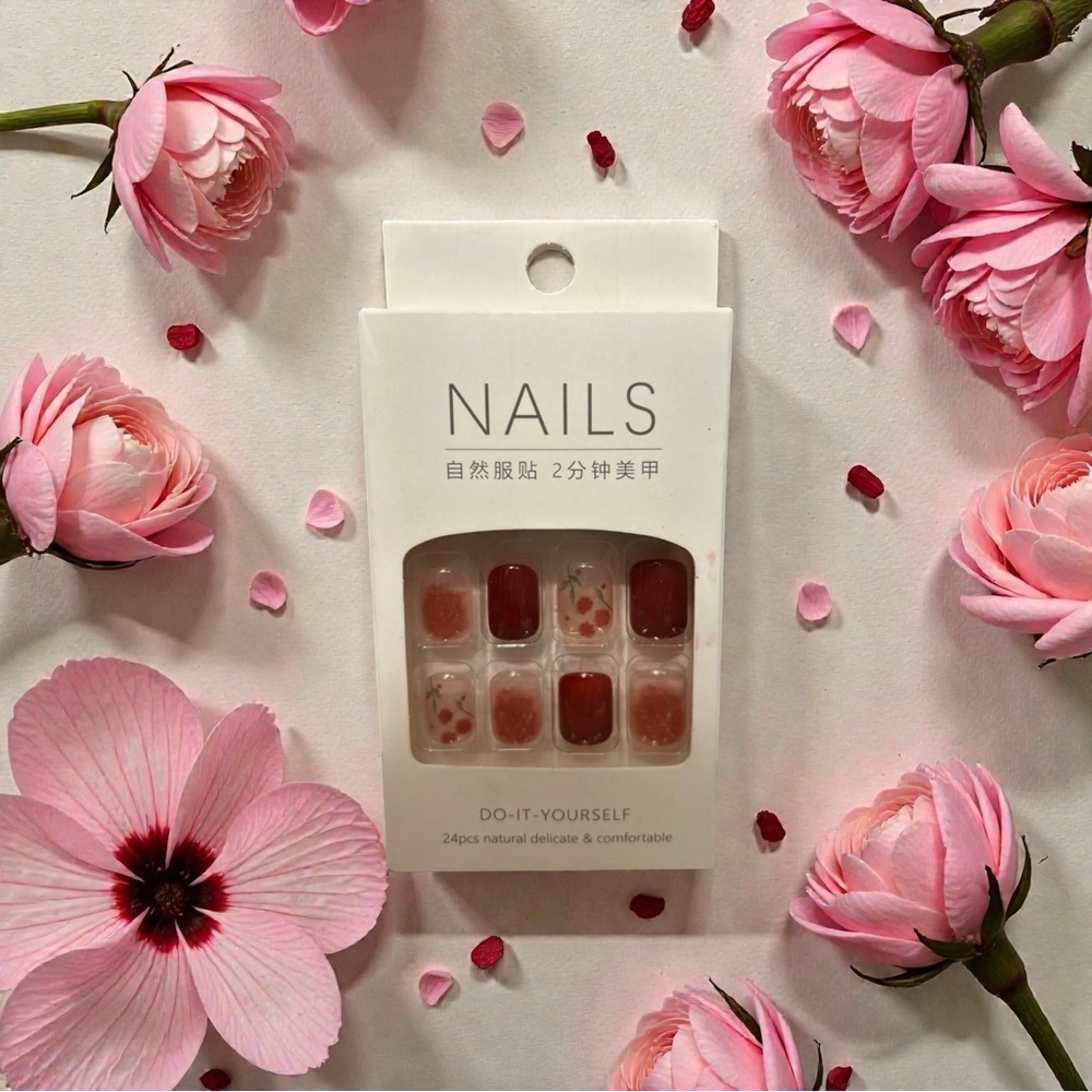 5️⃣Press-On Nails Set | Red Floral Design Or 5 For 25